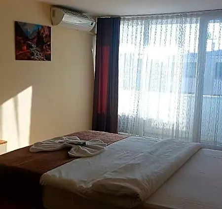 Newaz Hotell